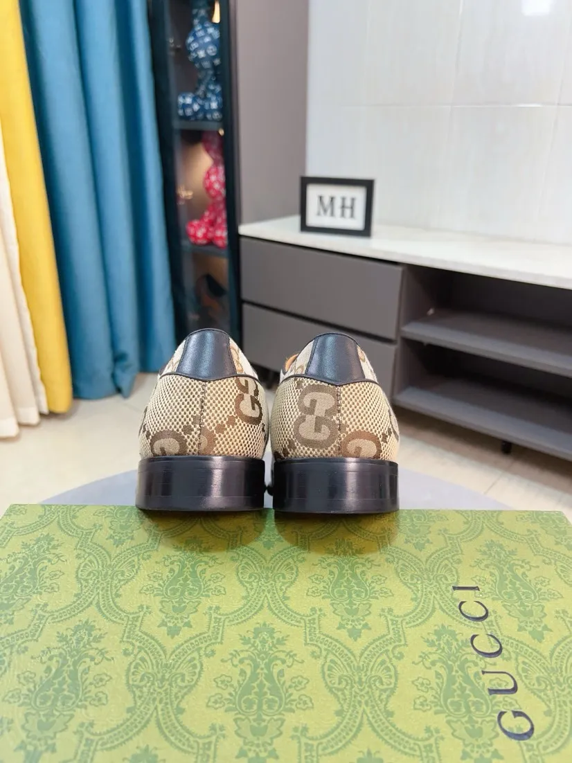 Men's Men's Shoes💰458🌹🌹Cowhide [GUCCI Gucci] Gucci leather shoes are the most popular classic. Synchronized with the official website, the upper is made of Italian calfskin ➕cowhide lining, with unique brand and unique craftsmanship. Highlighting the hot style of the new year. Stop hesitating, stop wandering, get it now. Number: 38--44